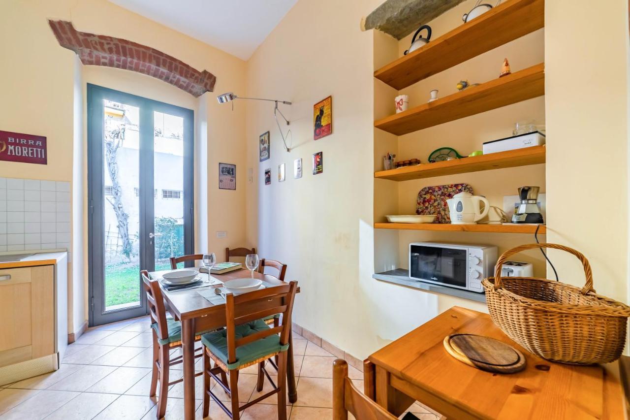 Florence Quiet Apartment With Private Garden ภายนอก รูปภาพ